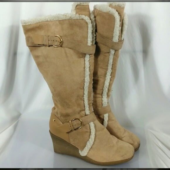 Tan Women's Fleece Trimmed Side Zipper 3” Wedge Heels Suede 14” Boots Size 8 M - Picture 5 of 9